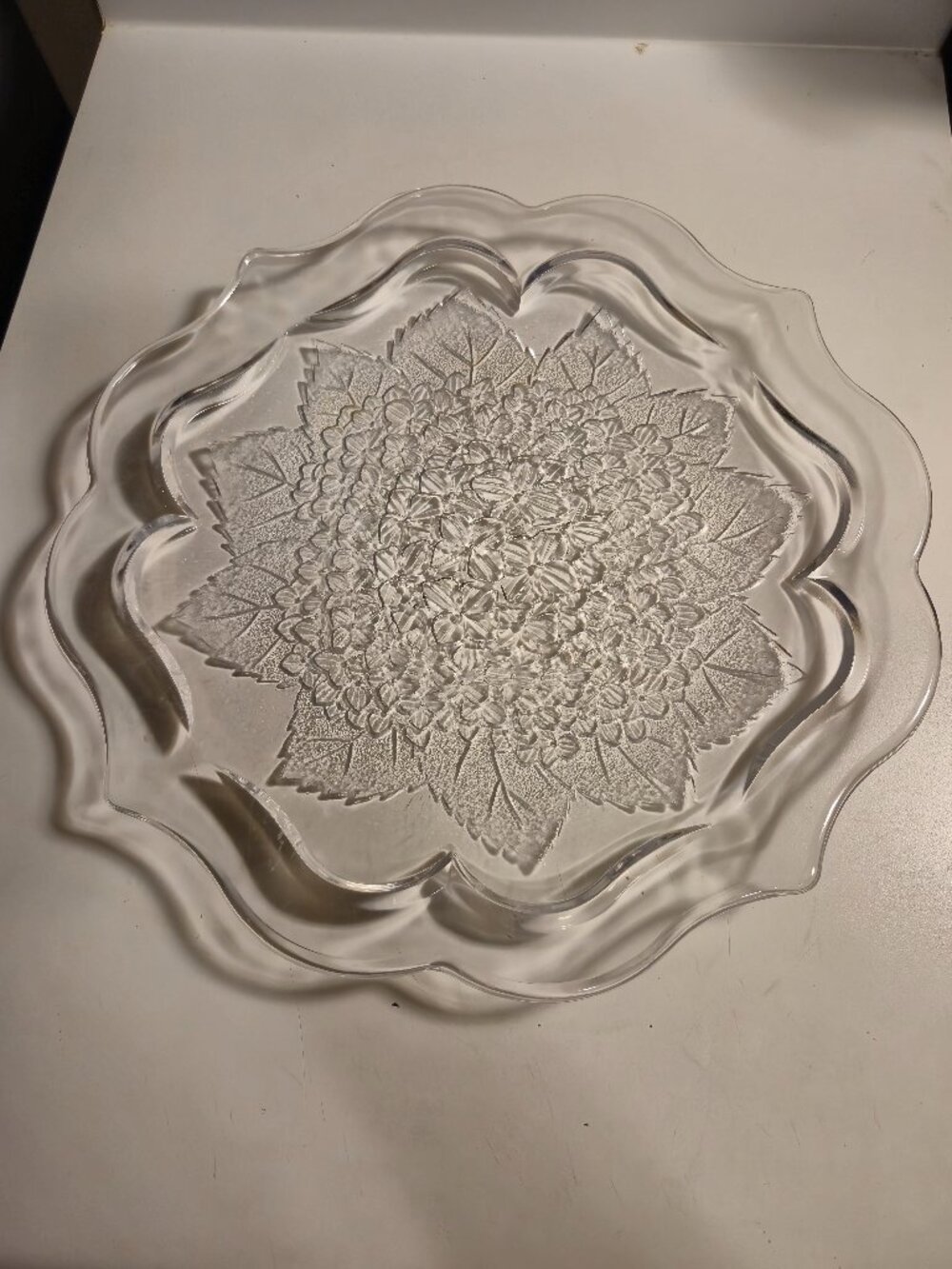VINTAGE SANDWICH PLATE OR SERVING PLATTER (1950s through the 1980s)
